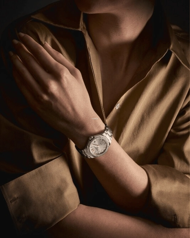 Baume & Mercier,Riviera 33mm,33mm,Stainless Steel,Silver,Quartz,Day,Sapphire,Hardlex,10796