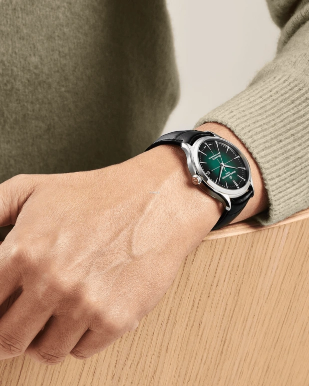Baume & Mercier,Clifton 40mm,40mm,Stainless Steel,Green,Automatic,Day,Sapphire,Crystal Glass,10592