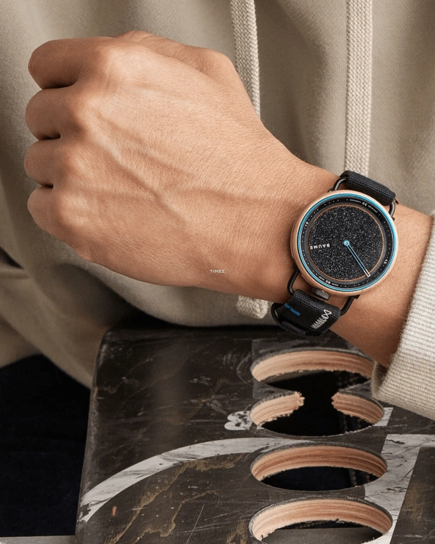 Baume & Mercier,Baume 42.20mm,42.20mm,Aluminium,Black,Handwound,Round,Rose Gold,10653