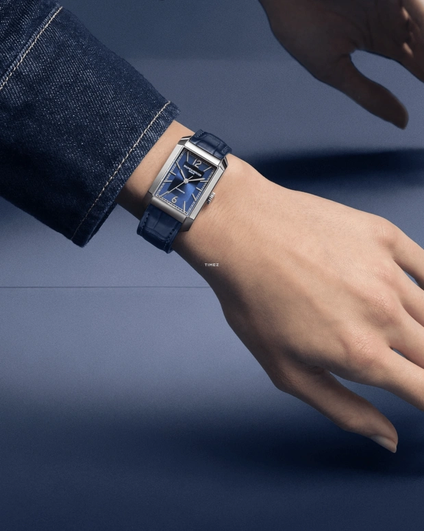 Baume & Mercier,Hampton 27.50x43mm,27.50x43mm,Stainless Steel,Blue,Automatic,Sapphire,Crystal Glass,Square,10732