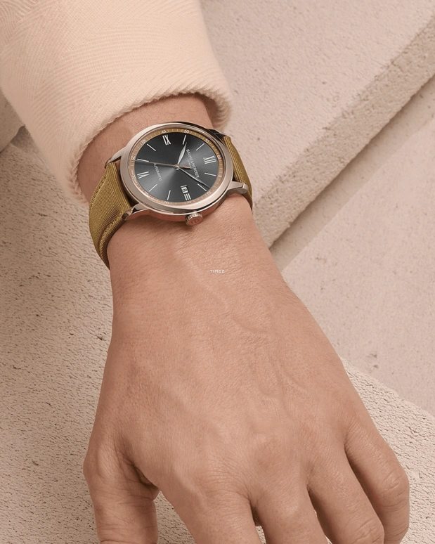 Baume & Mercier,Classima 42mm,42mm,Stainless Steel,Grey,Automatic,Day,Round,10695