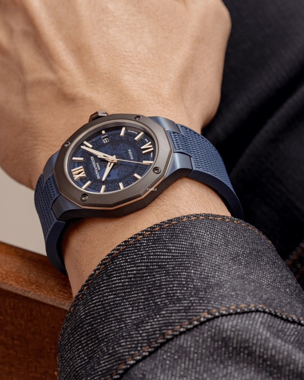 Baume & Mercier,Riviera 42mm,42mm,Stainless Steel,Blue,Automatic,Day,Sapphire,Crystal Glass,10769