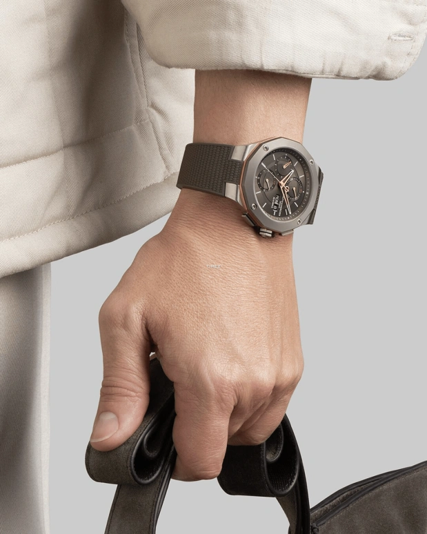 Baume & Mercier,Riviera 43.06x36.47mm,43.06x36.47mm,Titanium,Grey,Automatic,Chronograph,Date,Day,10722