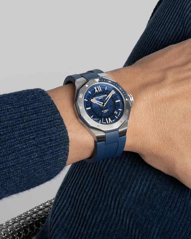 Baume & Mercier,Riviera 42.10x39.05mm,42.10x39.05mm,Stainless Steel,Blue,Automatic,Day,Sapphire,Crystal Glass,10716