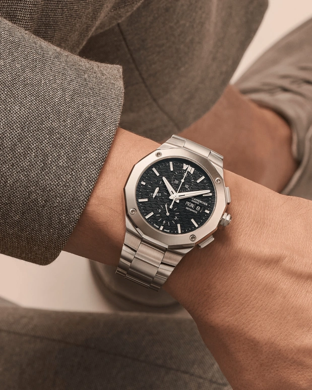 Baume & Mercier,Riviera 43mm,43mm,Stainless Steel,Black,Automatic,Chronograph,Date,Day,10624