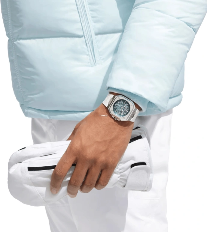 Bell & Ross,Urban 40mm,40mm,Stainless Steel,Ice Blue,Automatic,54hours,In-house Caliber,BR05A,BR05A-AB-SKSTSRB