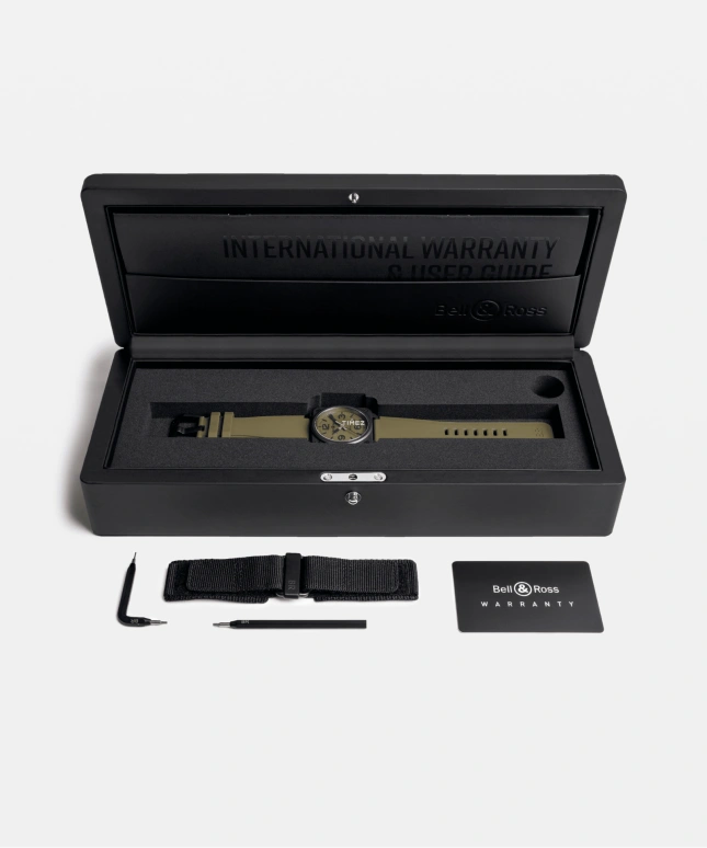Bell & Ross,Instruments 41mm,41mm,Ceramic,Khaki Green,Automatic,Day,Sapphire,Crystal Glass,BR03A,BR03A-MIL-CE/SRB