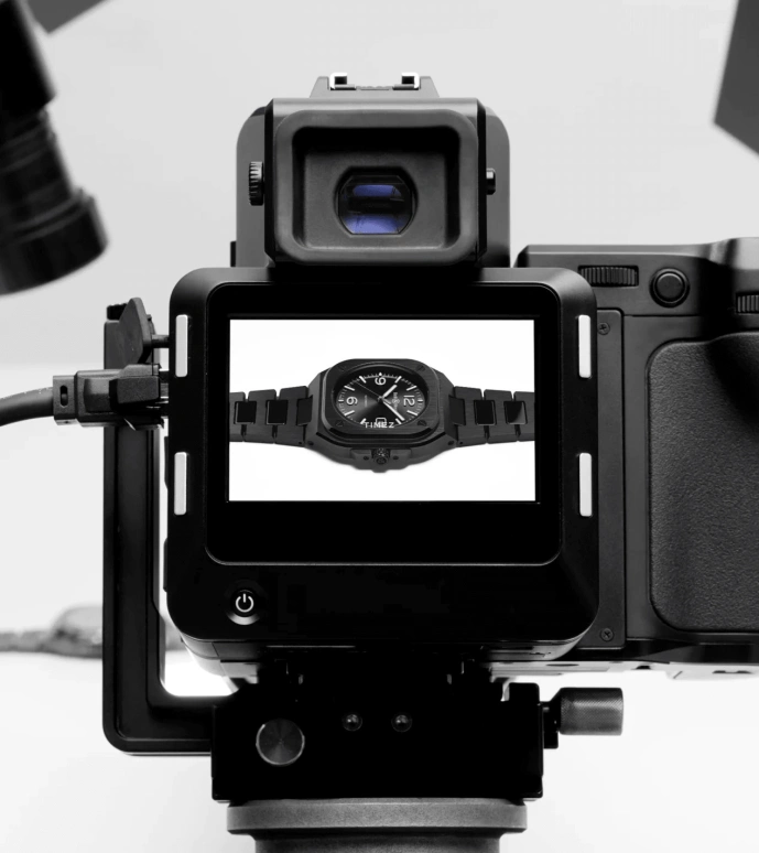 Bell & Ross,Urban 41mm,41mm,Ceramic,Black,Automatic,Day,Sapphire,Crystal Glass,BR05A,BR05A-BL-CE/SCE