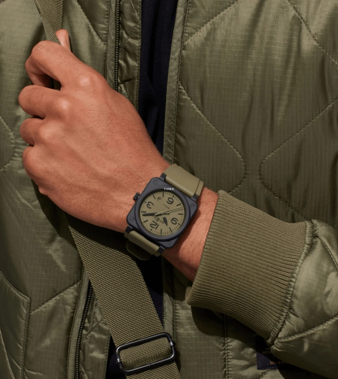 Bell & Ross,Instruments 41mm,41mm,Ceramic,Khaki Green,Automatic,Day,Sapphire,Crystal Glass,BR03A,BR03A-MIL-CE/SRB
