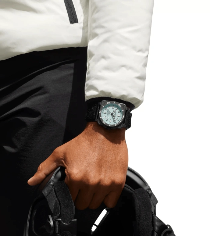Bell & Ross,BR-03 Diver 42mm,42mm,Ceramic,Ice Blue,Automatic,Day,54hours,BR03A,BR03A-D-LM-CE/SRB