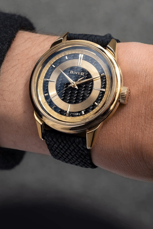 Biver,Micro-rotor 39mm,39mm,Yellow Gold,Black,Gold,Automatic,65hours,In-house Caliber,Automatique Atelier Series Carbon Edition