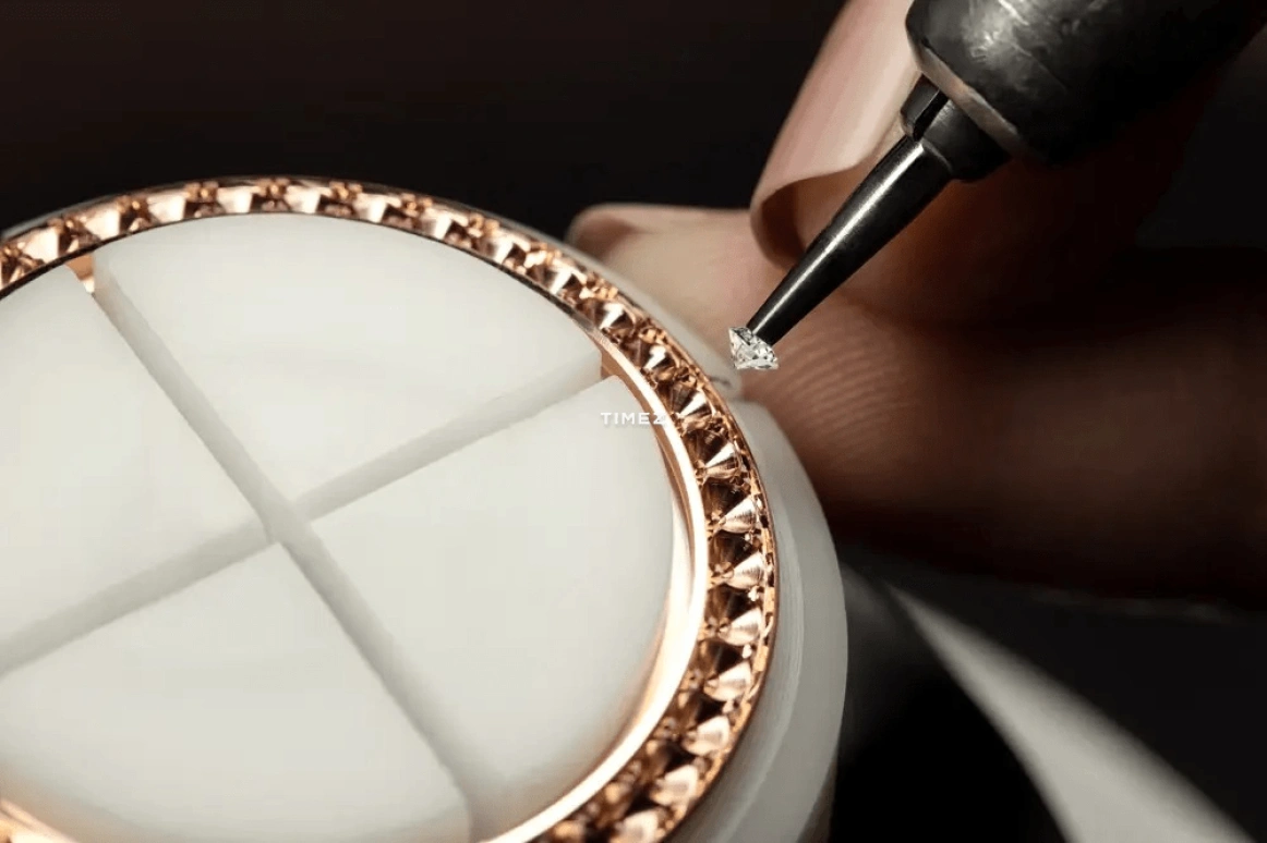 Blancpain,Ladybird 34.90mm,34.90mm,Red Gold,Silver,White,Automatic,Moonphase,100hours,3662E,3662E-2954-55B