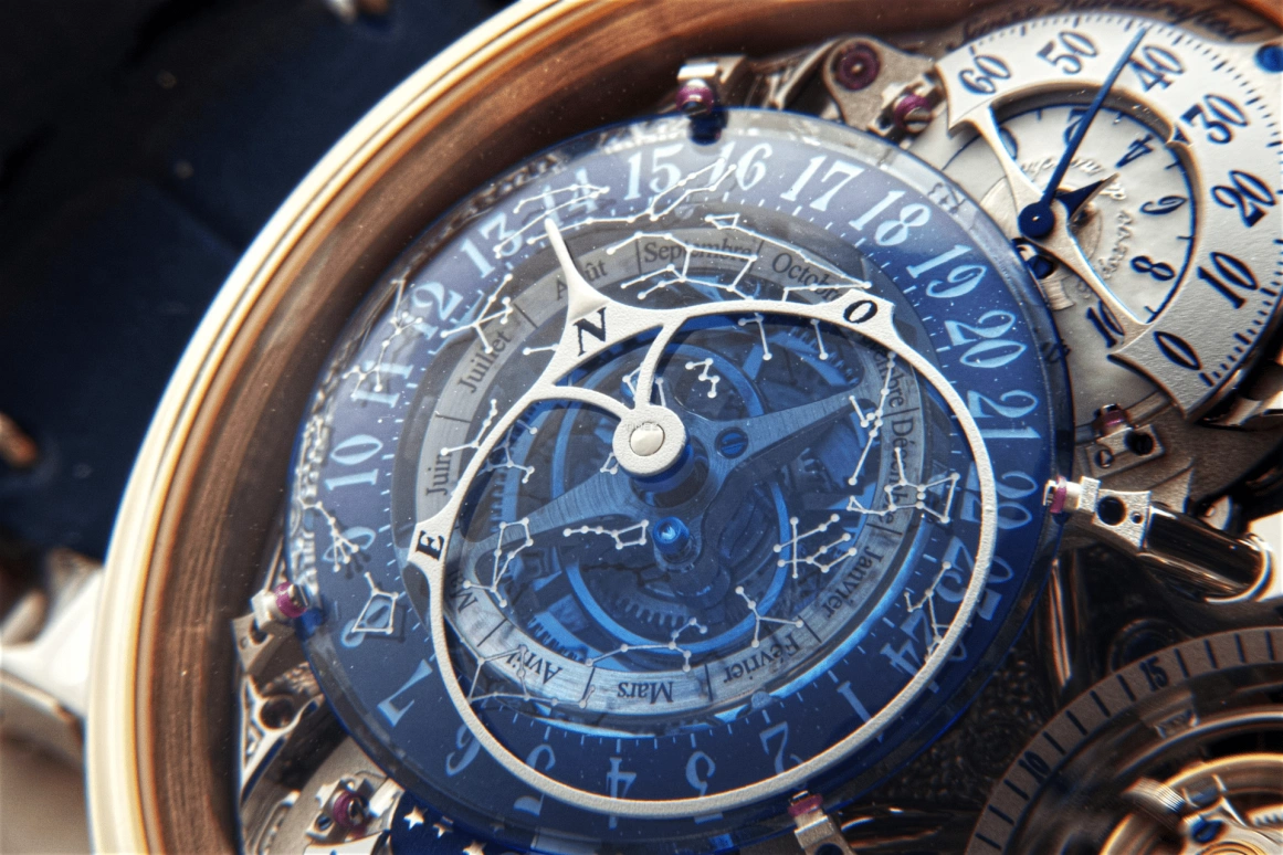Bovet,Dimier 46mm,46mm,White Gold,Red Gold,Blue,Handwound,Moonphase,Annual Calendar,Month,Date,Sapphire,Crystal Glass,Round,R20N004,R20N004-GPHG2022