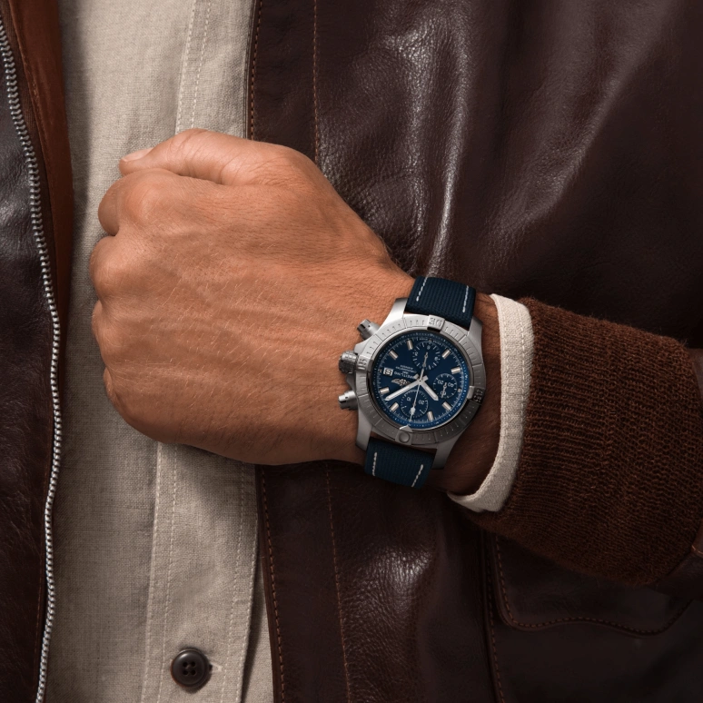 Breitling,Avenger 43mm,43mm,Stainless Steel,Blue,Automatic,Chronograph,Date,Compass,A13385101C1X1