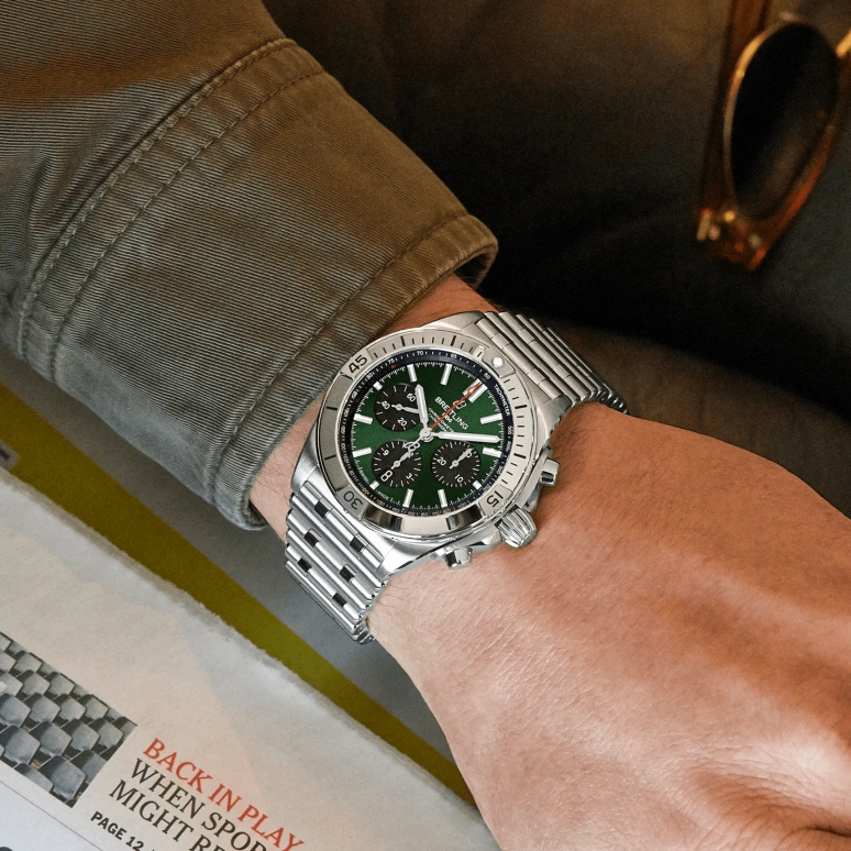 Breitling,Chronomat 42mm,42mm,Stainless Steel,Green,Automatic,70hours,In-house Caliber,AB0134101L1A1
