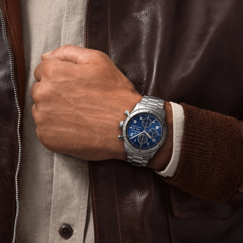 Breitling,Aviatior 8 43mm,43mm,Stainless Steel,Blue,Automatic,Chronograph,Date,Compass,A13316101C1A1