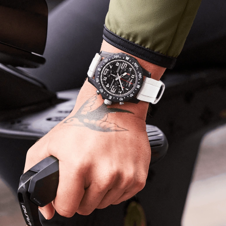 Breitling,Endurance Pro 44mm,44mm,Titaplast,Black,Quartz,Chronograph,Day,X82310A71B1S2