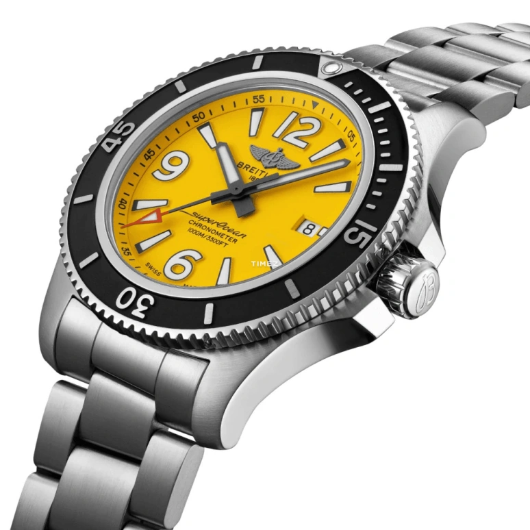 Breitling,Superocean 44mm,44mm,Stainless Steel,Yellow,Automatic,Day,40hours,A17367021I1A1