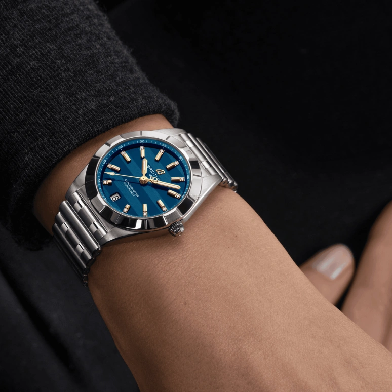 Breitling,Chronomat 32mm,32mm,Stainless Steel,Blue,Quartz,Day,26280hours,A773101B1C1A1