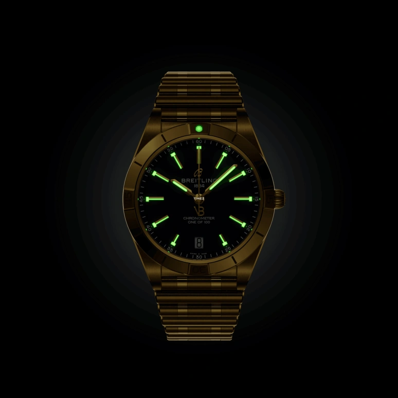 Breitling,Chronomat 36mm,36mm,Yellow Gold,Blue,Automatic,Day,Sapphire,Crystal Glass,K103801A1C1K1