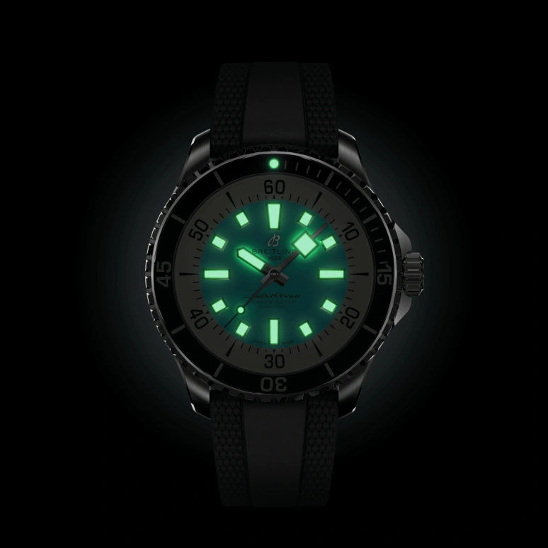 Breitling,Superocean 44mm,44mm,Stainless Steel,Automatic,40hours,In-house Caliber,A17376211L2S1
