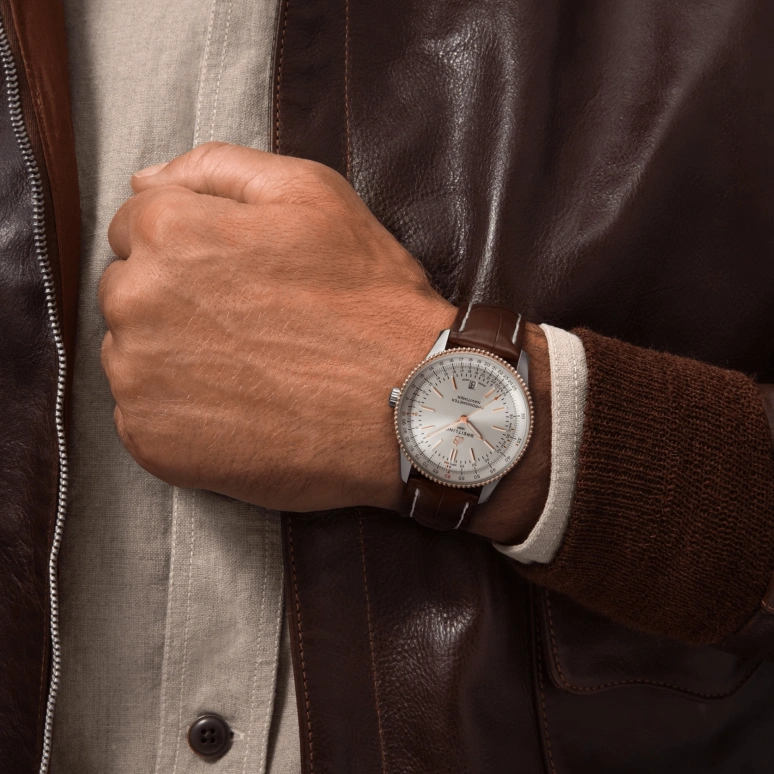 Breitling,Navitimer 41mm,41mm,Rose Gold,Stainless Steel,Silver,Automatic,Chronograph,Date,Anti-magnetic,U17326211G1P1