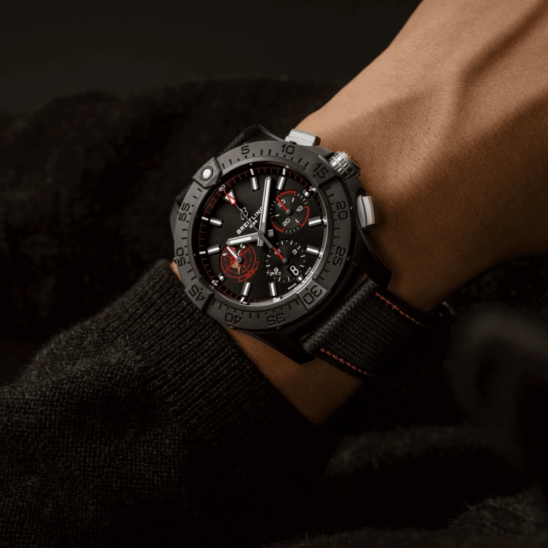 Breitling,Avenger 44mm,44mm,Titanium,Black,Automatic,Chronograph,Day,SB01473A1B1X1