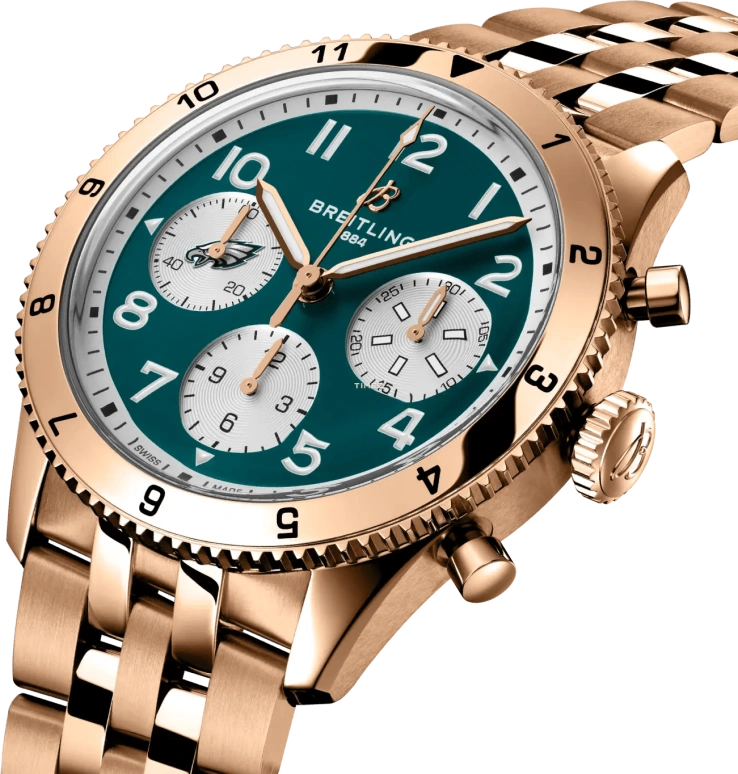 Breitling,Classic AVI 42mm,42mm,Red Gold,Green,Automatic,Chronograph,42hours,R233802A1L1R1