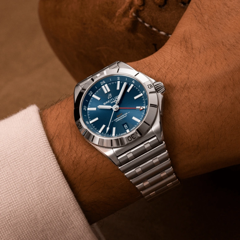 Breitling,Chronomat 40mm,40mm,Stainless Steel,Luminous,Blue,Automatic,42hours,In-house Caliber,A32398101C1A1
