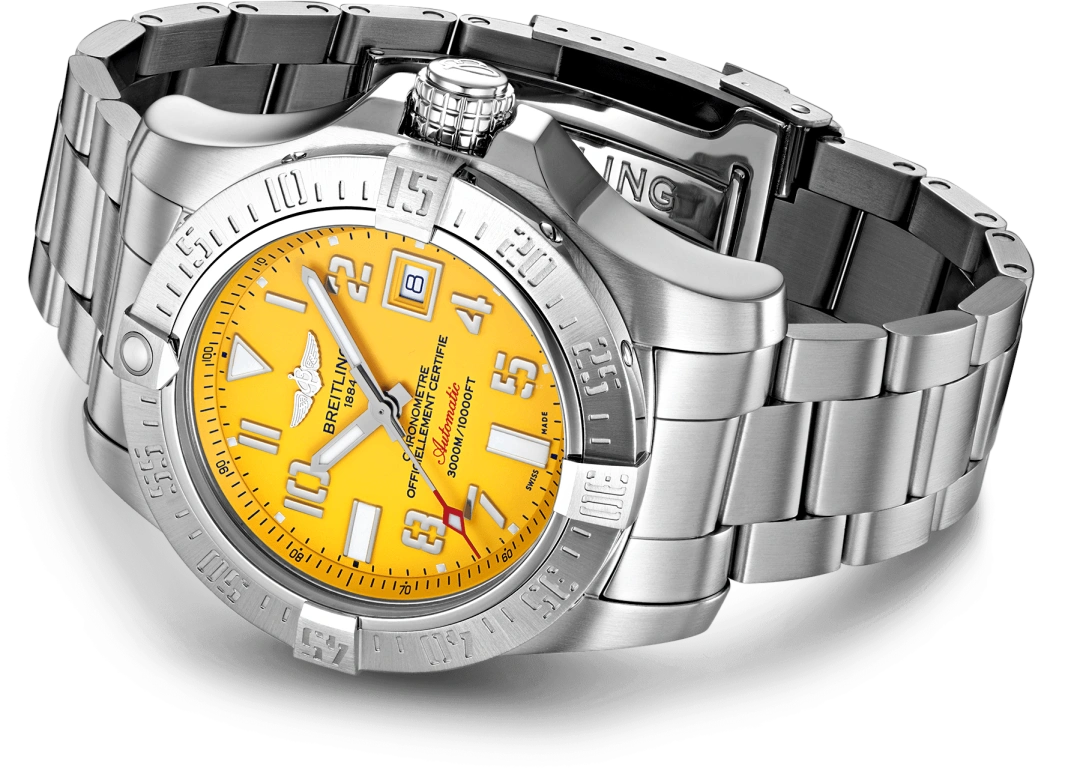 Breitling,Avenger 45mm,45mm,Stainless Steel,Yellow,Automatic,Chronograph,Date,Anti-magnetic,A17331101I1A1