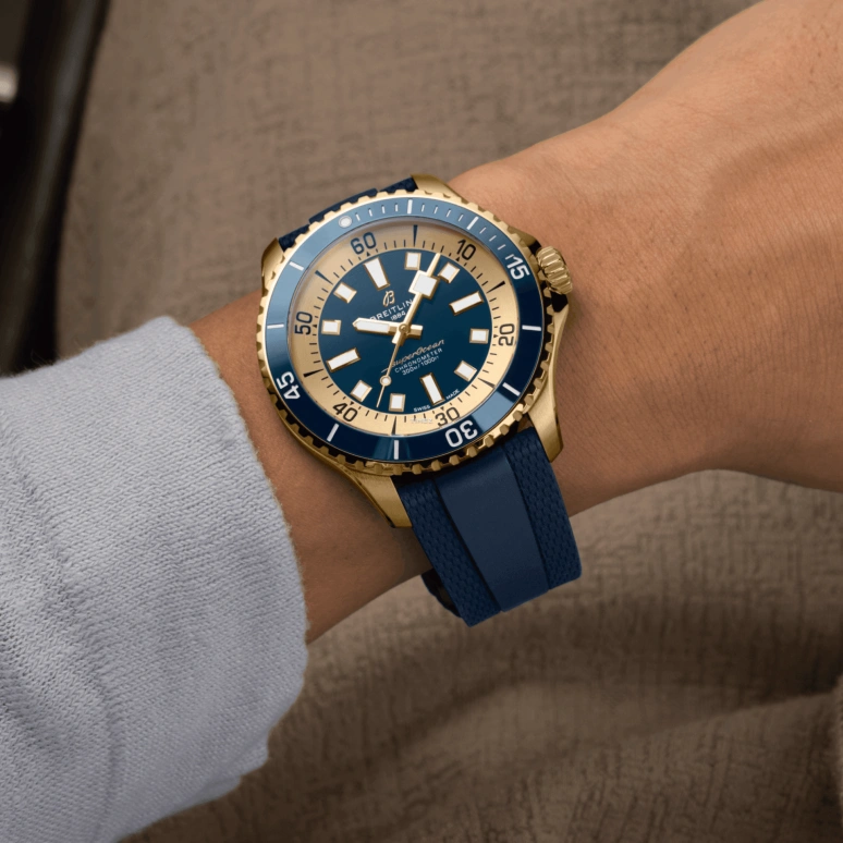 Breitling,Superocean 44mm,44mm,Bronze,Blue,Automatic,Sapphire,Crystal Glass,Tonneau,N173761A1C1S1