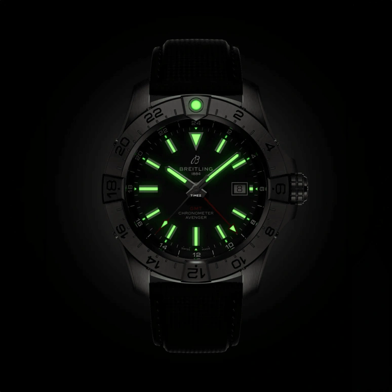 Breitling,Avenger 44mm,44mm,Stainless Steel,Black,Automatic,Day,Dule Time,GMT,A32320101B1X1