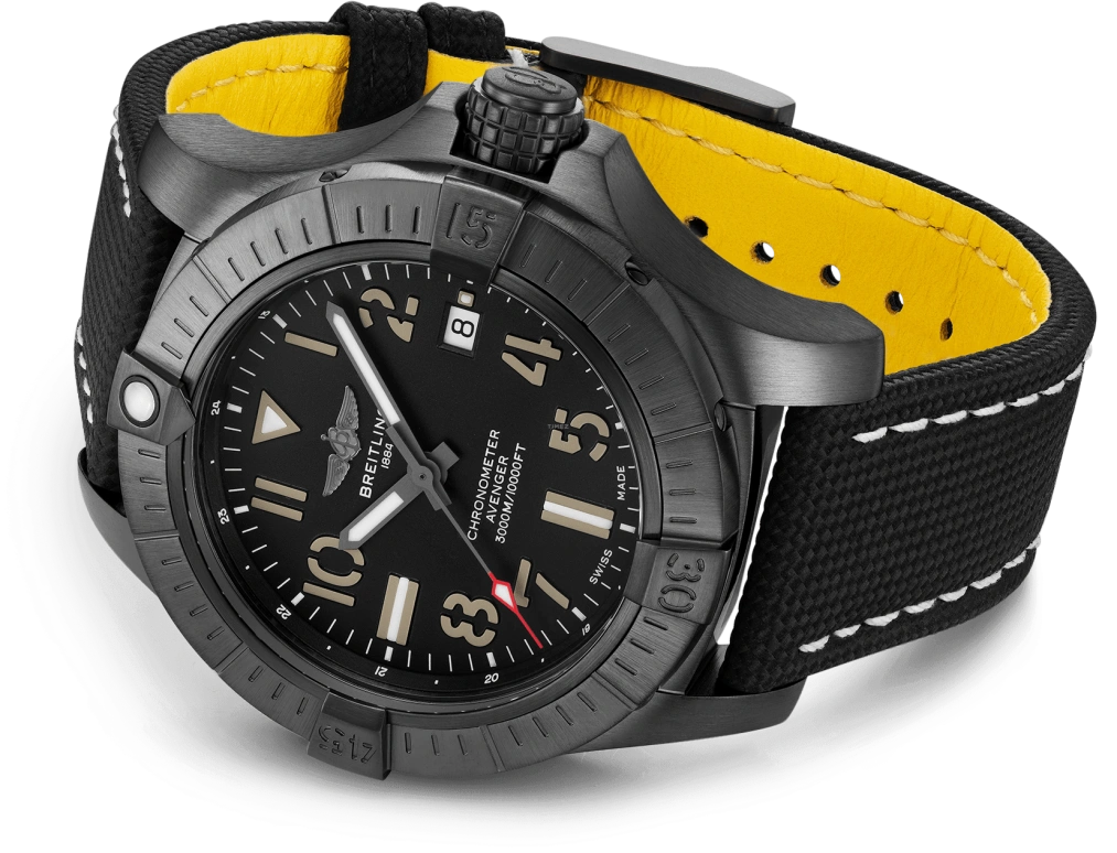 Breitling,Avenger 45mm,45mm,Titanium,Black,Automatic,Chronograph,Date,Anti-magnetic,V17319101B1X1
