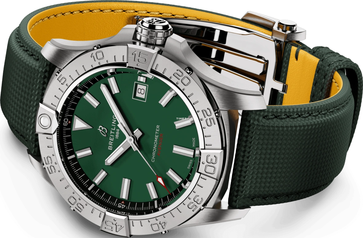 Breitling,Avenger 42mm,42mm,Stainless Steel,Green,Automatic,Day,Sapphire,Crystal Glass,A17328101L1X1