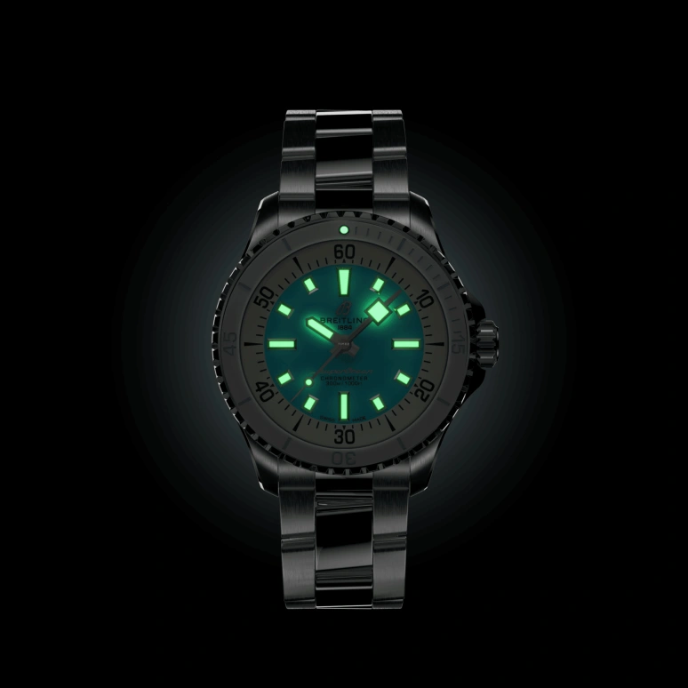 Breitling,Superocean 36mm,36mm,Stainless Steel,Turquoise,Stone Green,Automatic,40hours,In-house Caliber,A17377211C1A1