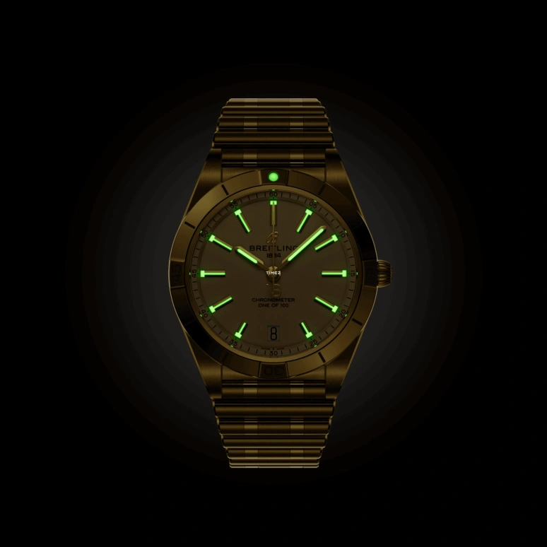 Breitling,Chronomat 36mm,36mm,Yellow Gold,Sand,Automatic,Day,Sapphire,Crystal Glass,K103801A1A1K1