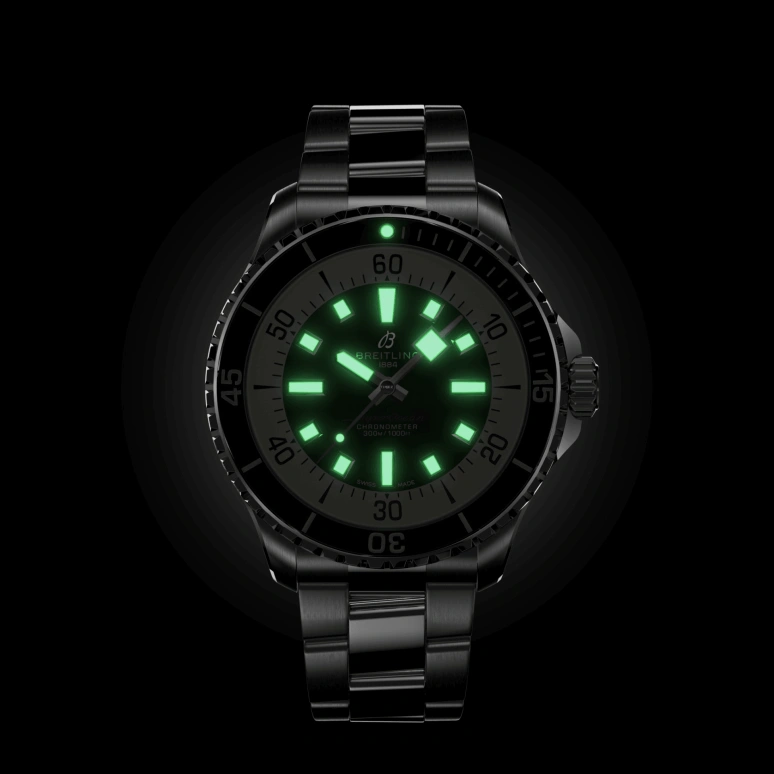 Breitling,Superocean 44mm,44mm,Stainless Steel,Black,Automatic,40hours,In-house Caliber,A17376211B1A1