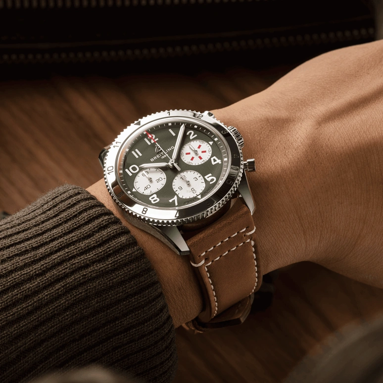 Breitling,Other 42mm,42mm,Stainless Steel,Green,Automatic,Chronograph,Sapphire,Crystal Glass,A233802A1L1X1