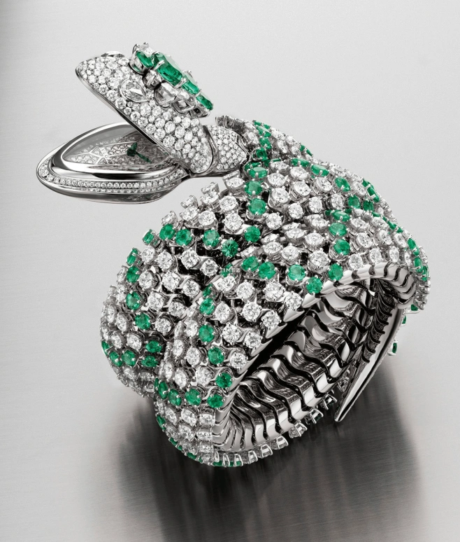 Bulgari,Serpenti 40mm,40mm,White Gold,Silver White,Quartz,Other,102866
