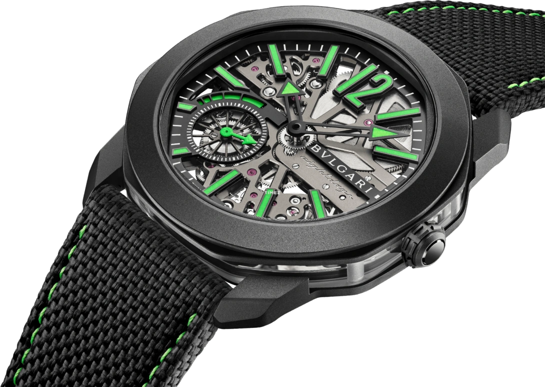 Bulgari,Octo 44mm,44mm,Titanium,Grey,Handwound,Power Reserve Indicator,192hours,104075