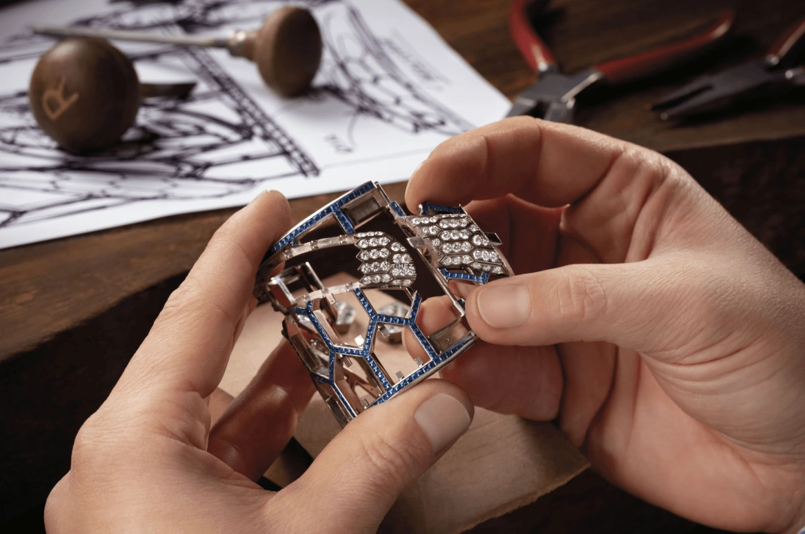 Bulgari,Serpenti ,Sapphire,White Gold,Silver,Quartz,Sapphire,White,102987