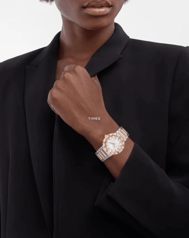Bulgari,Bulgari Bulgari 33mm,33mm,Stainless Steel,Silver,Quartz,Sapphire,Crystal Glass,Round,BLACKPINK,Lalisa,LISA,104115