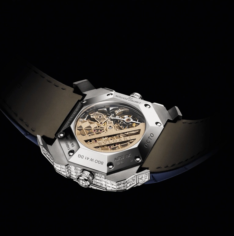 Bulgari,Octo 41mm,41mm,White Gold,Silver White,Automatic,Sapphire,Crystal Glass,Octagon,102852