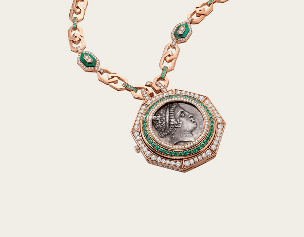 Bulgari,High Jewellery 52mm,52mm,Rose Gold,Green,Quartz,Sapphire,Octagon,102847