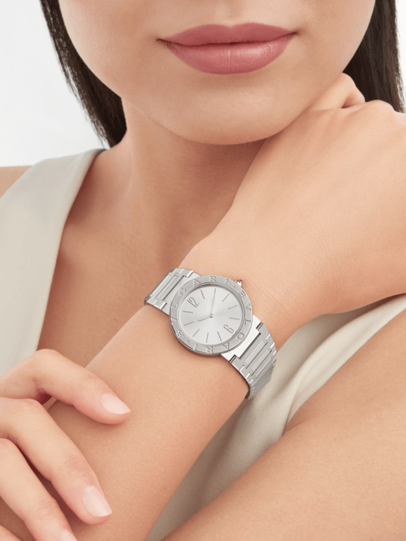 Bulgari,Bulgari Bulgari 33mm,33mm,Stainless Steel,Silver,Sapphire,Crystal Glass,103575