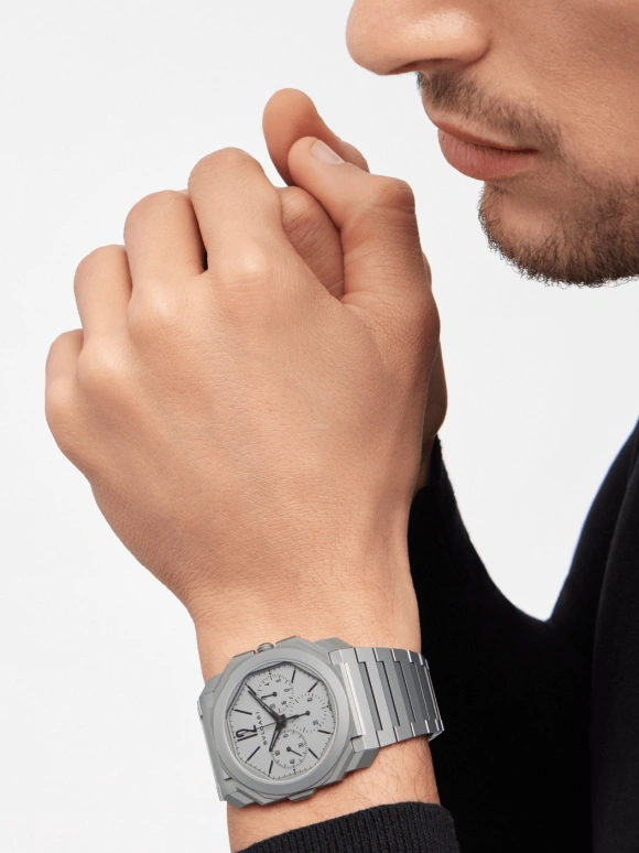 Bulgari,Octo 42mm,42mm,Titanium,Grey,Automatic,Chronograph,Column Wheel,103068