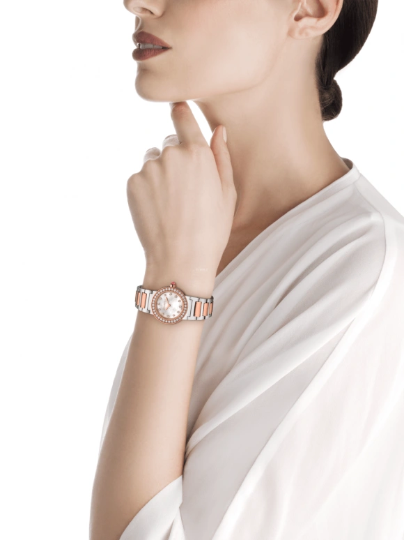 Bulgari,Bulgari Bulgari 26mm,26mm,Stainless Steel,White,Sapphire,Crystal Glass,Mother of Pearl,102477