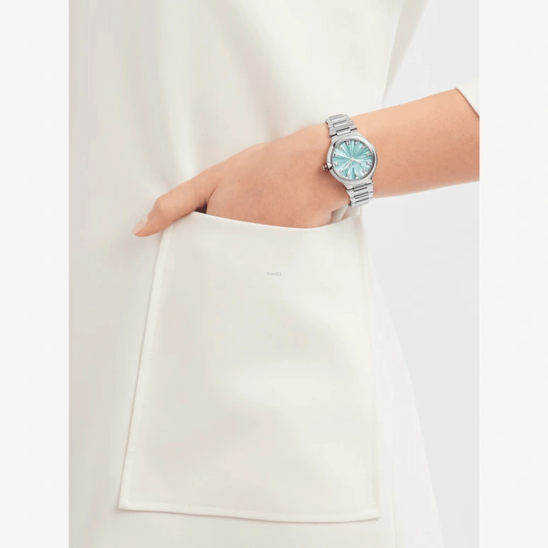 Bulgari,Lvcea 33mm,33mm,Stainless Steel,Blue,Automatic,Sapphire,Crystal Glass,Round,103728