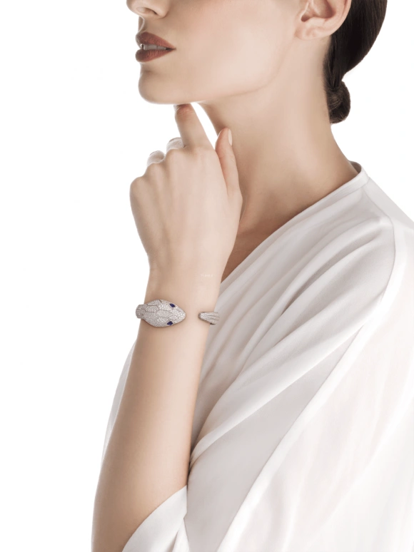Bulgari,Serpenti 36mm,36mm,Sapphire,White Gold,Sapphire,Crystal Glass,Setting,Diamonds,Sapphire,Setting,Diamonds,Paved,102752