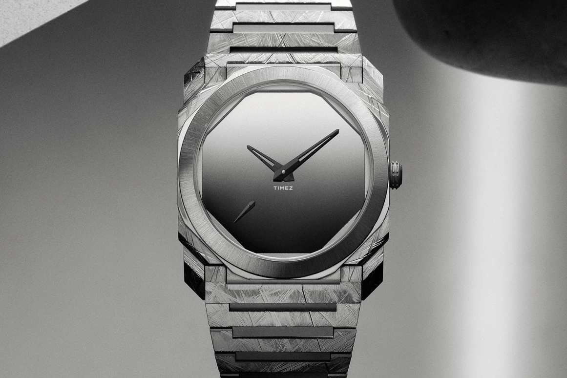 Bulgari,Octo 40mm,40mm,Titanium,Stainless Steel,Gradient,Black,Grey,Automatic,60hours,In-house Caliber,104132